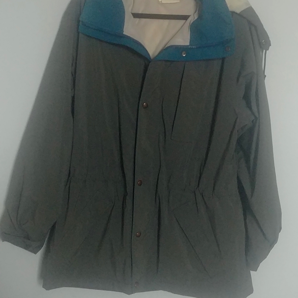 Vintage L.L.Bean Gore-Tek jacket EUC khaki grey and blue